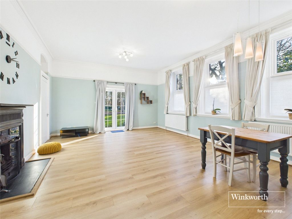 Property photo 2 of 12 Picture No. 08