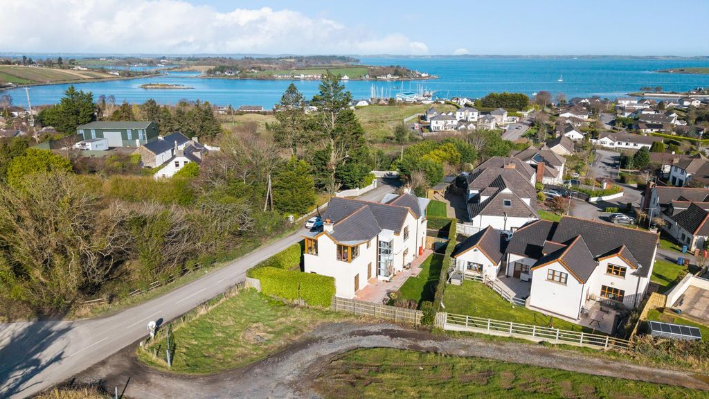 Property photo 1 of 42 57 Whiterock Road 03.Jpg