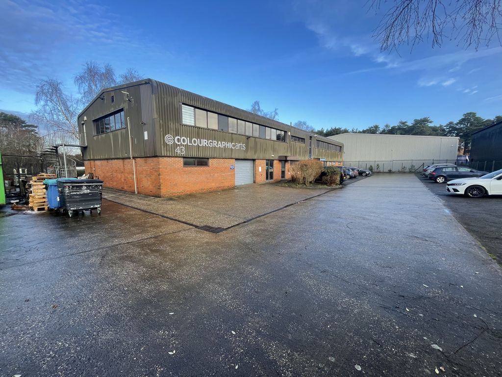 Property photo 1 of 5