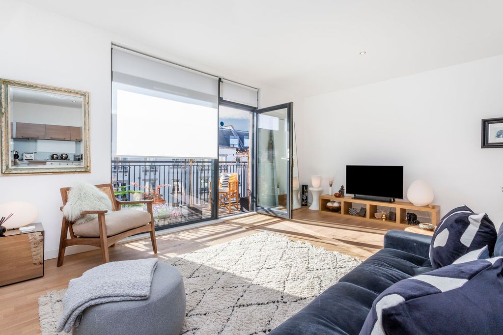 Property photo 2 of 12 Property Image 2