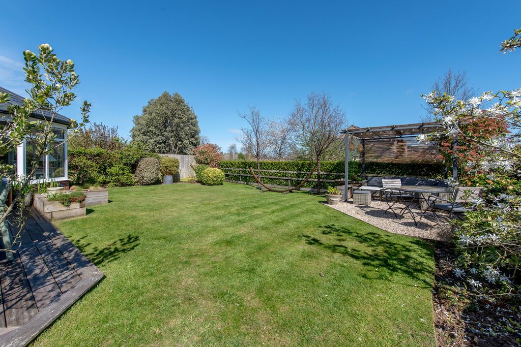 Property photo 2 of 29 Rear Garden