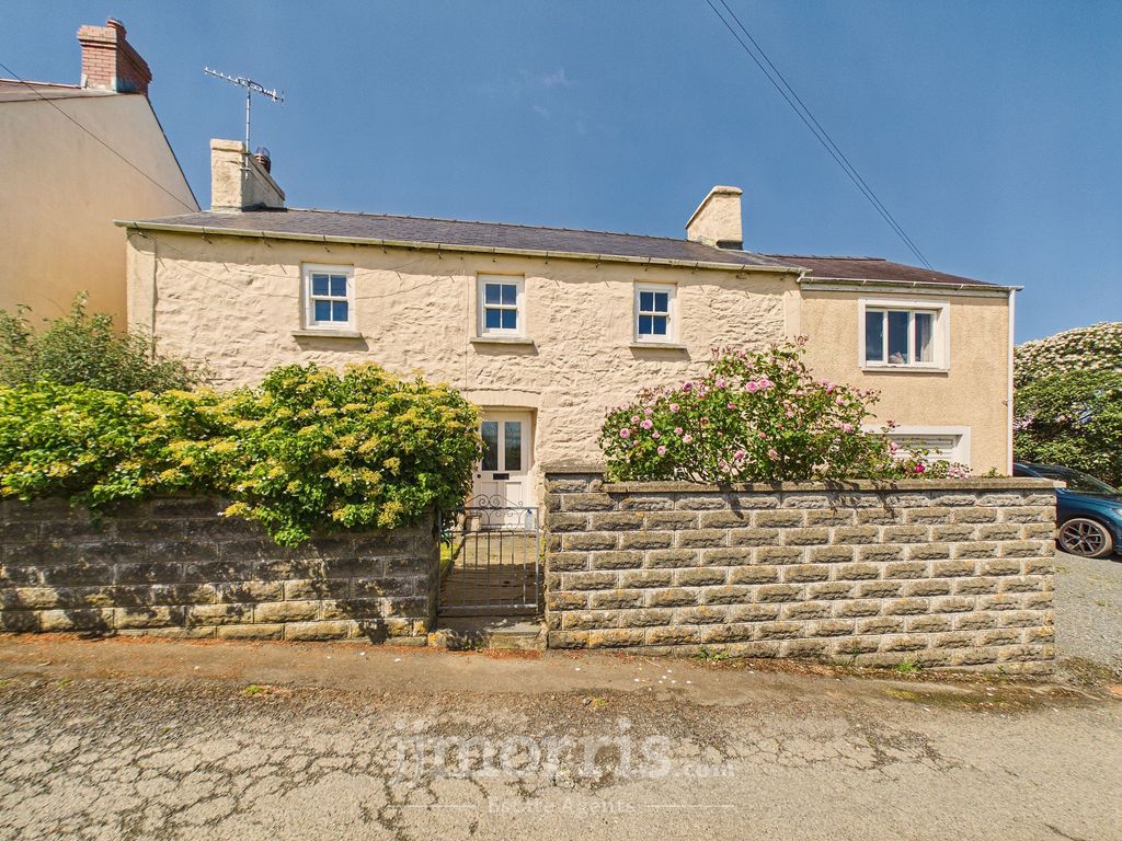 Property photo 1 of 39