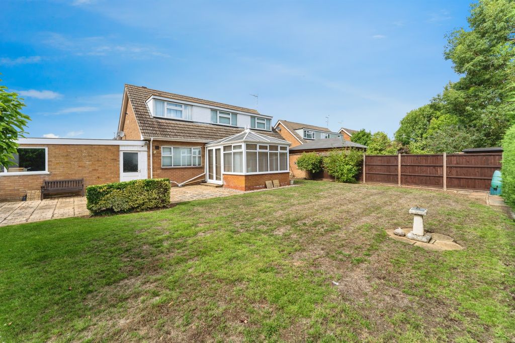 Property photo 2 of 17
