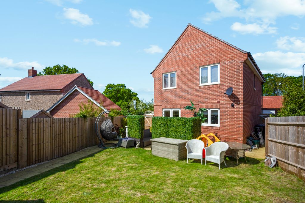 Property photo 3 of 7