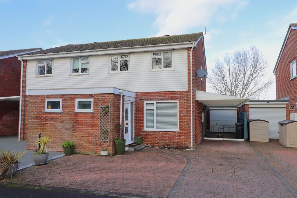 Property photo 1 of 24 Front (Exterior)