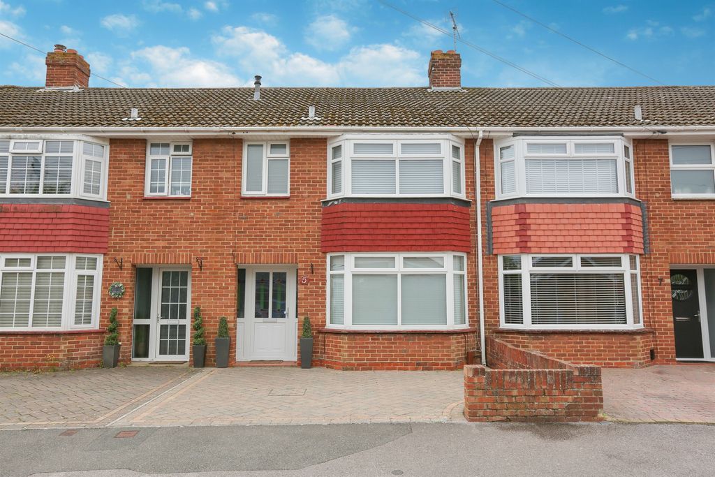 Property photo 1 of 21