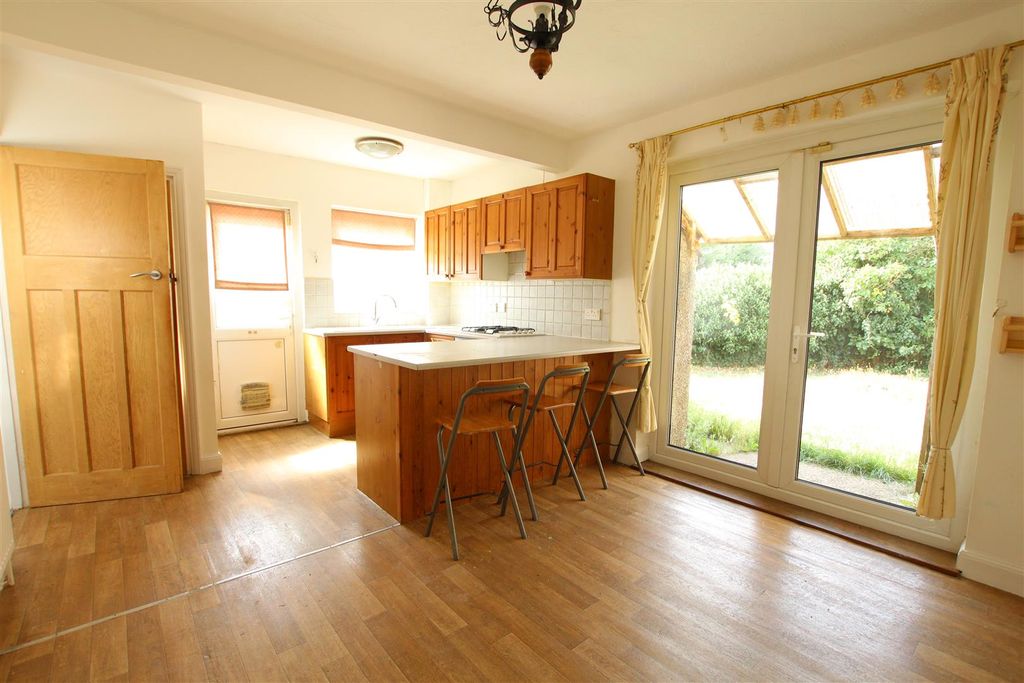 Property photo 3 of 10 Img_9907.Jpg