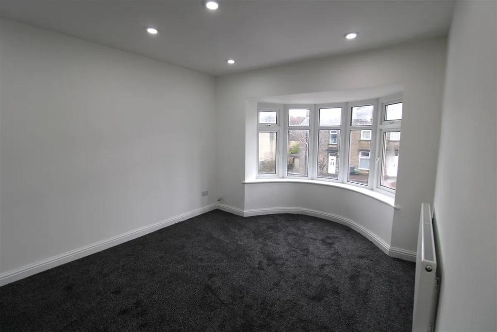 Property photo 2 of 10 0c647696057Beb2619E4145E017290Bc1Add86F9.Png