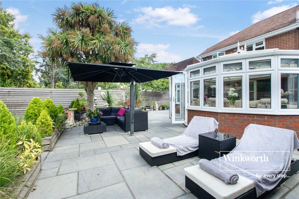 Additional image 19 of 3 bed detached house for saleGolf Links Road, Ferndown, Dorset BH22