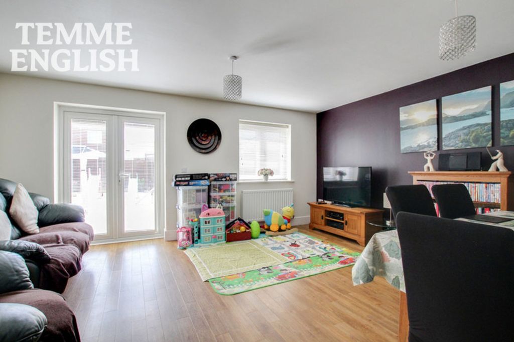 Property photo 3 of 20