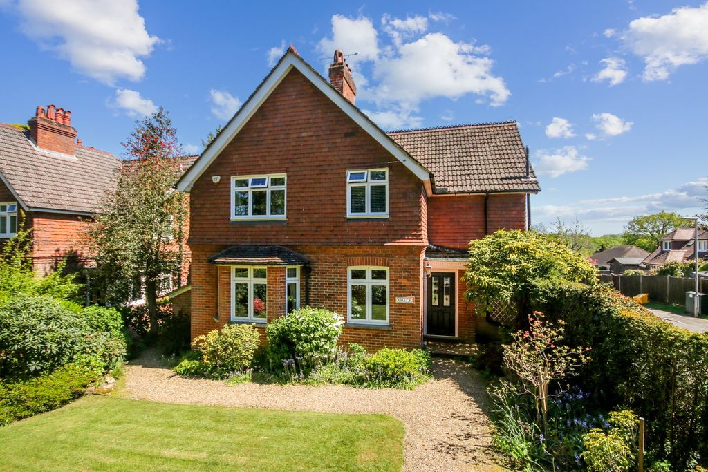 Property photo 1 of 34