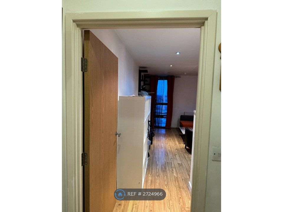 Property photo 2 of 9 Living Room