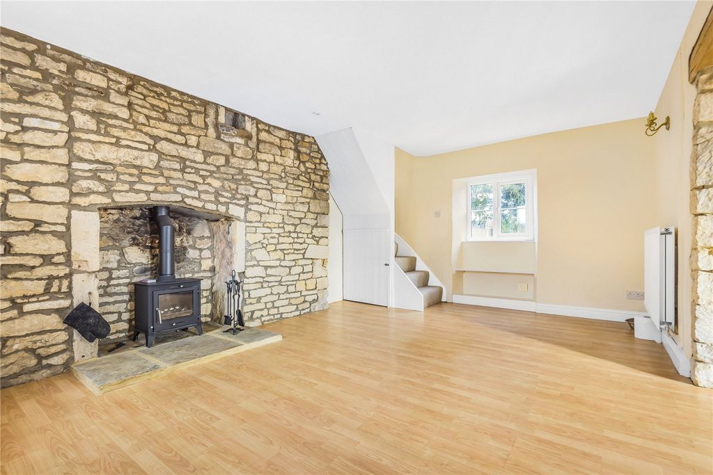 Property photo 2 of 8 Picture No. 03