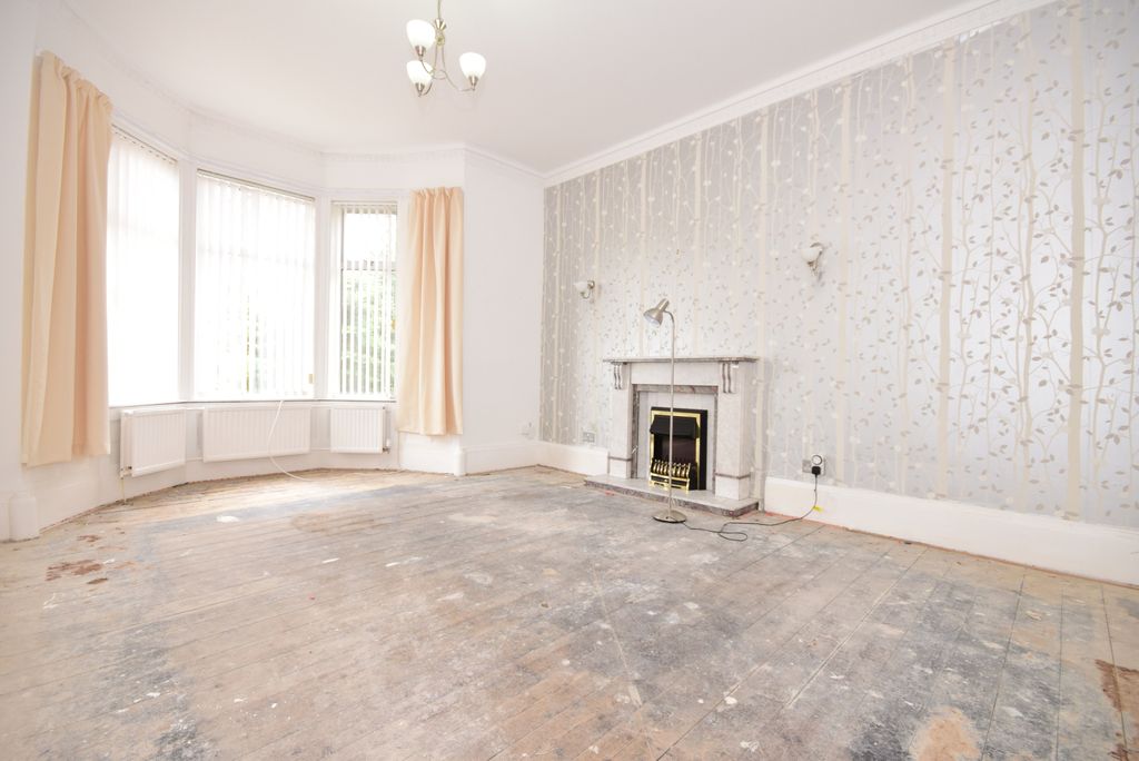 Property photo 2 of 19 Gallery