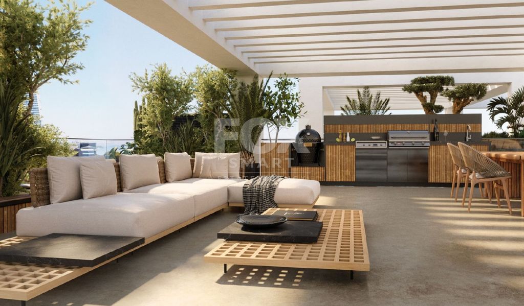 Property photo 1 of 8 Top Floor 3 Bedroom Apartment With Roof Garden For Sale In A
