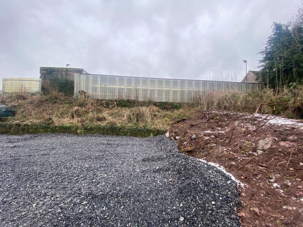 Property photo 3 of 5