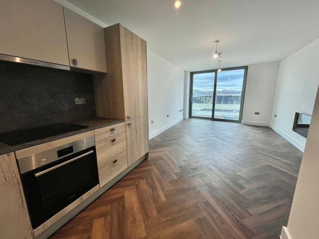 Property photo 3 of 13 Image