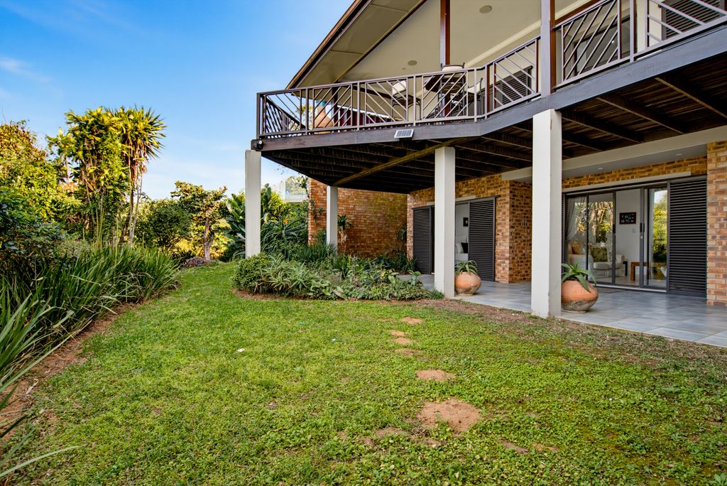 Property photo 2 of 39