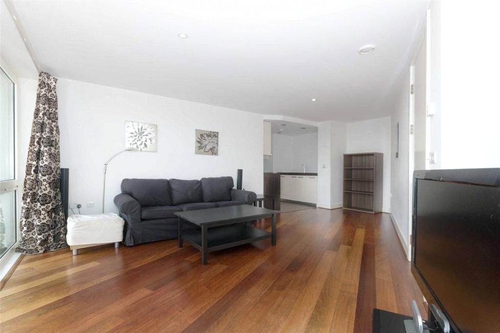 Property photo 1 of 6 Photo 5