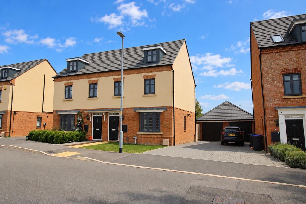 Property photo 1 of 14 2.Png