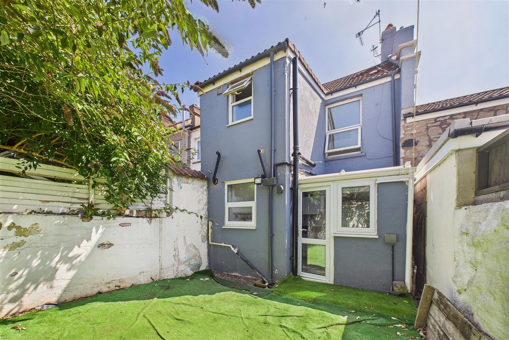 Property photo 2 of 20 47 Pilemarsh, Redfield, Bristol, Bs5 9Nt | Freehol