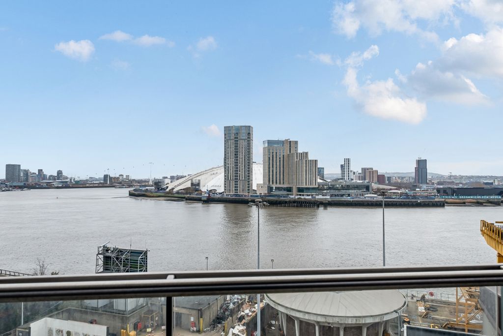 Property photo 2 of 12 1389334-15-69403A...