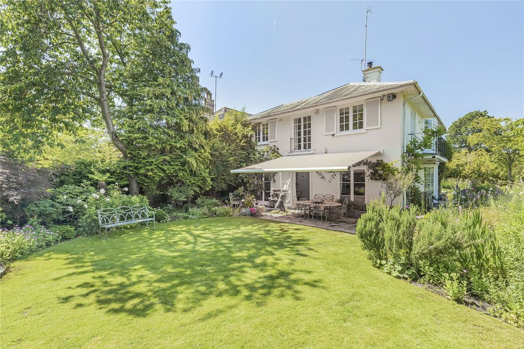 Property photo 1 of 24 Garden Elevation