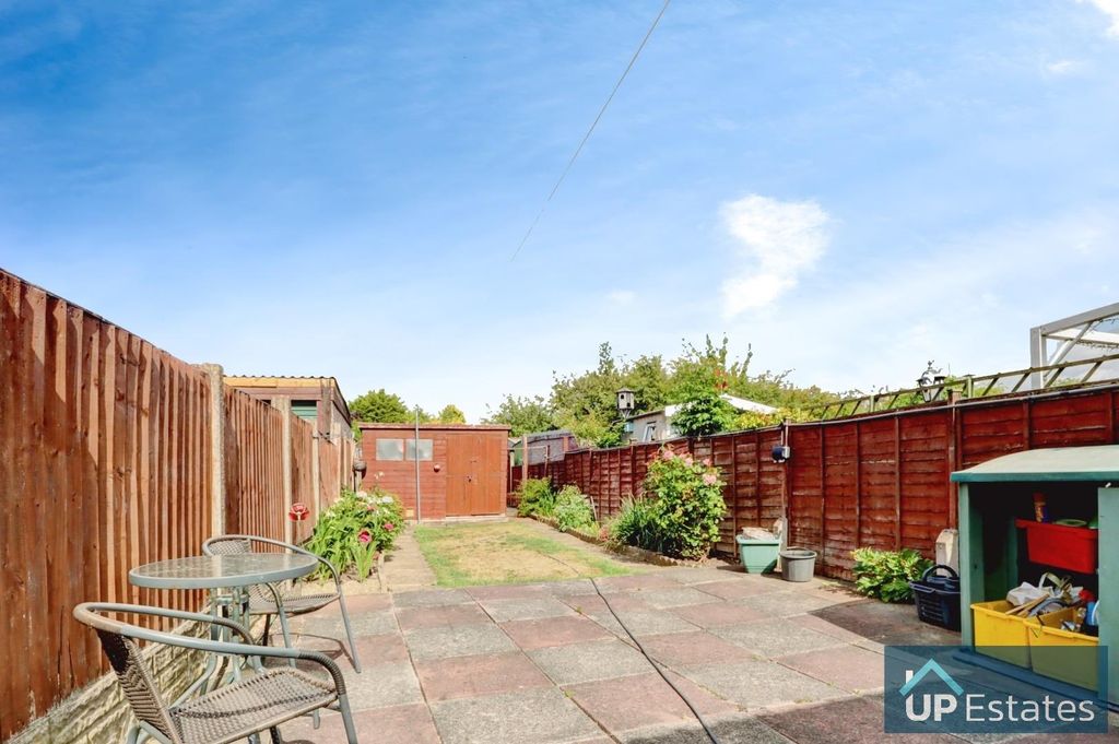 Property photo 3 of 15