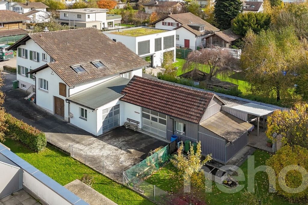 Property photo 2 of 12