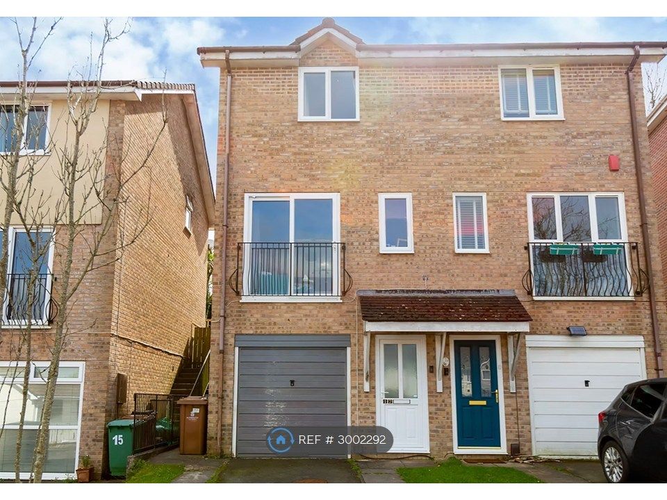 Property photo 1 of 17