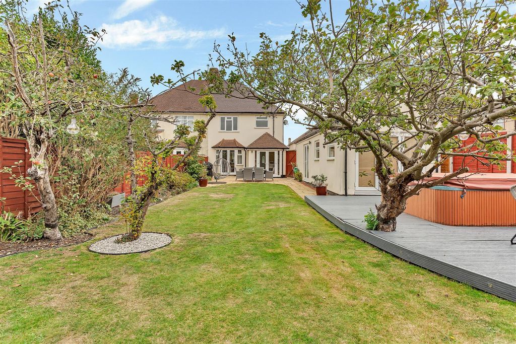 Property photo 1 of 20 Rear ii.Jpg