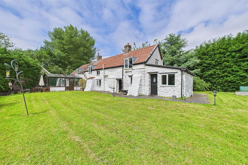 Property photo 1 of 24