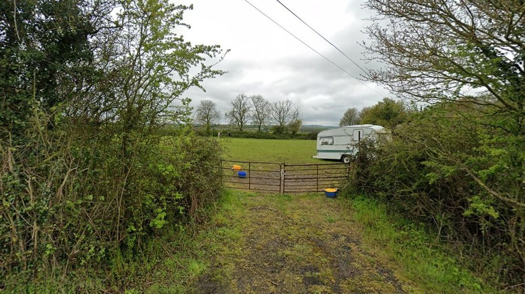 Property photo 2 of 4 Photo 3