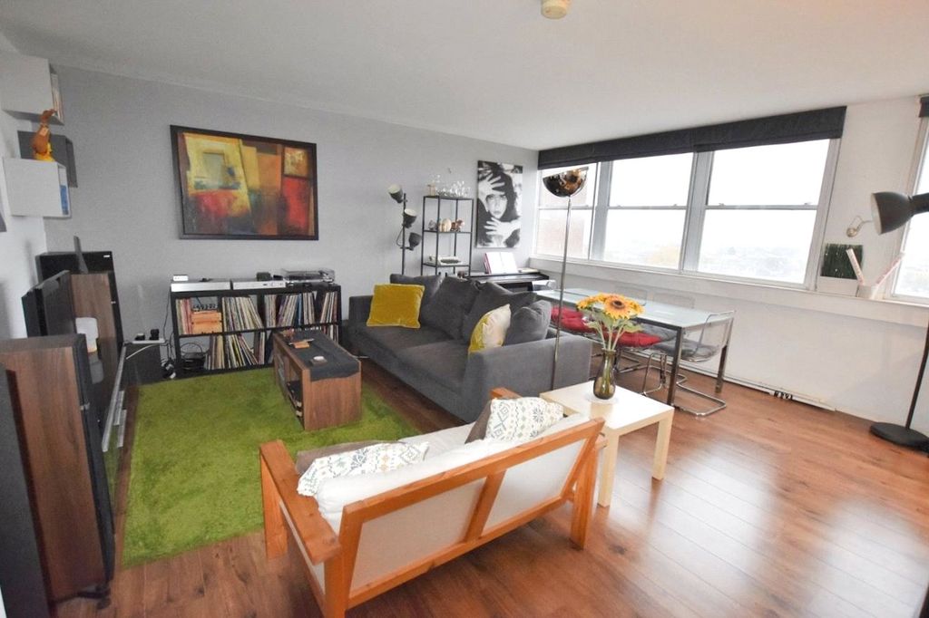 Property photo 1 of 6 Picture No. 02