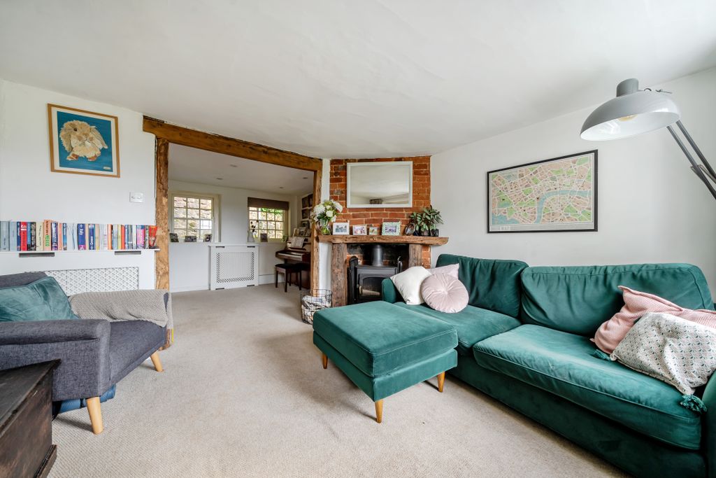 Property photo 3 of 19