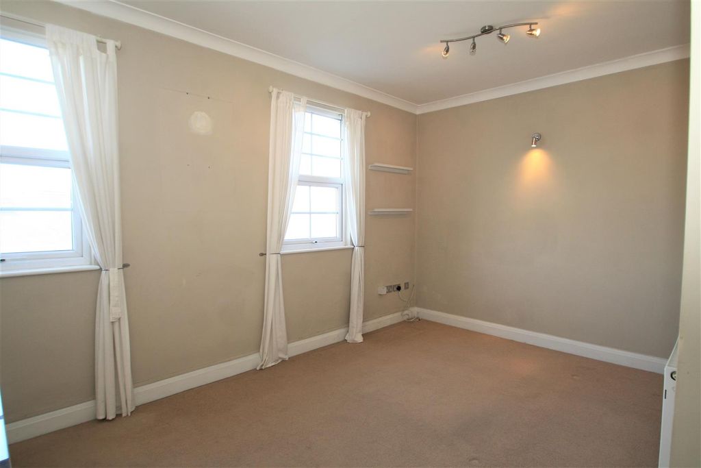 Property photo 2 of 6 Living Room.Jpg