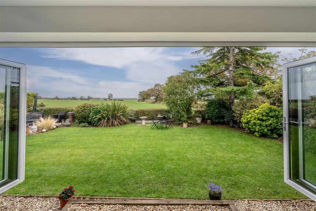 Property photo 2 of 23 9.Jpg