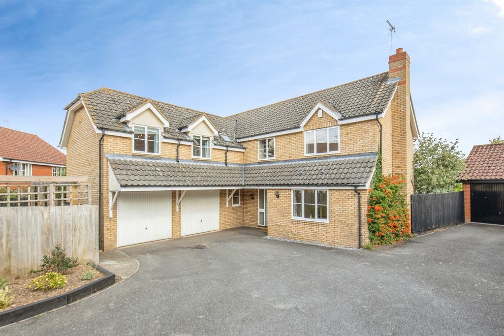 Property photo 1 of 24