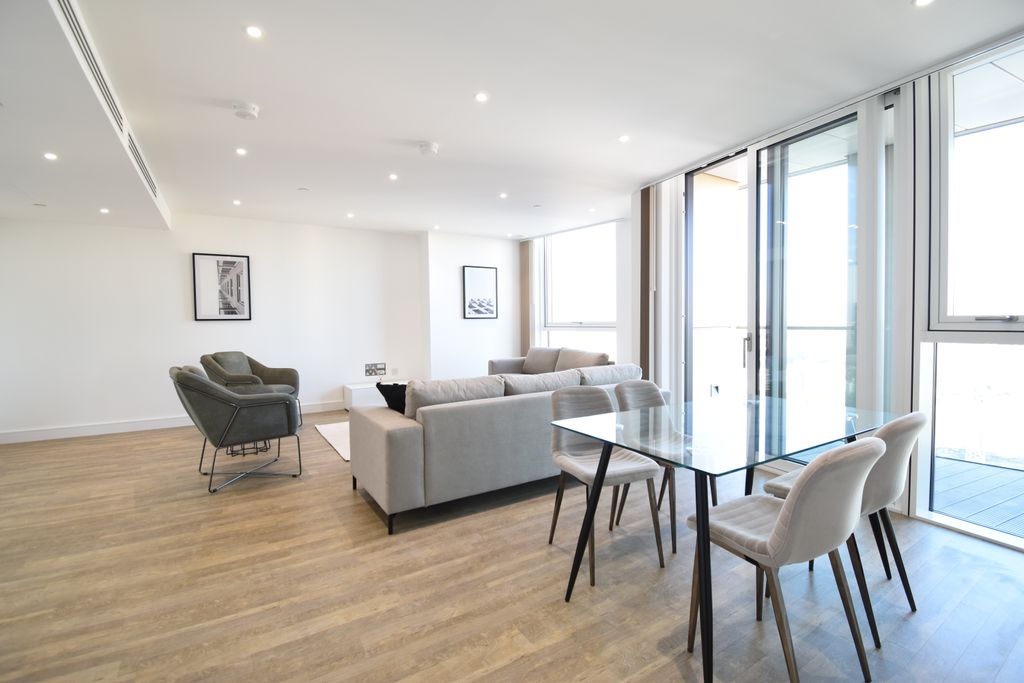 Property photo 3 of 12 4321.Jpg
