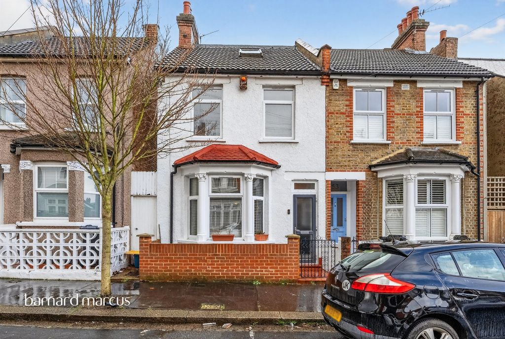 Property photo 1 of 23