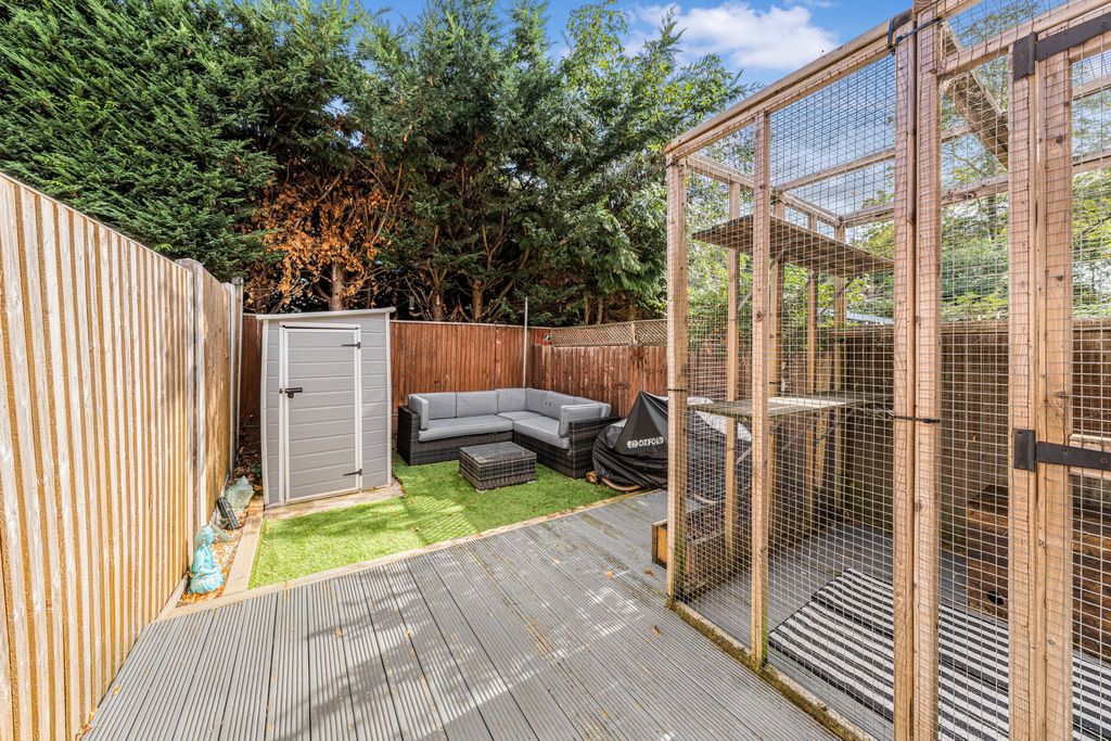 Property photo 3 of 17