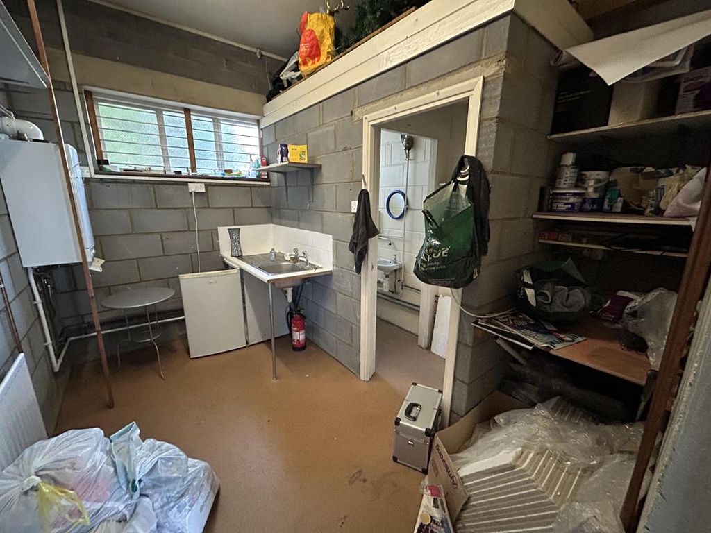 Property photo 3 of 3 Photo