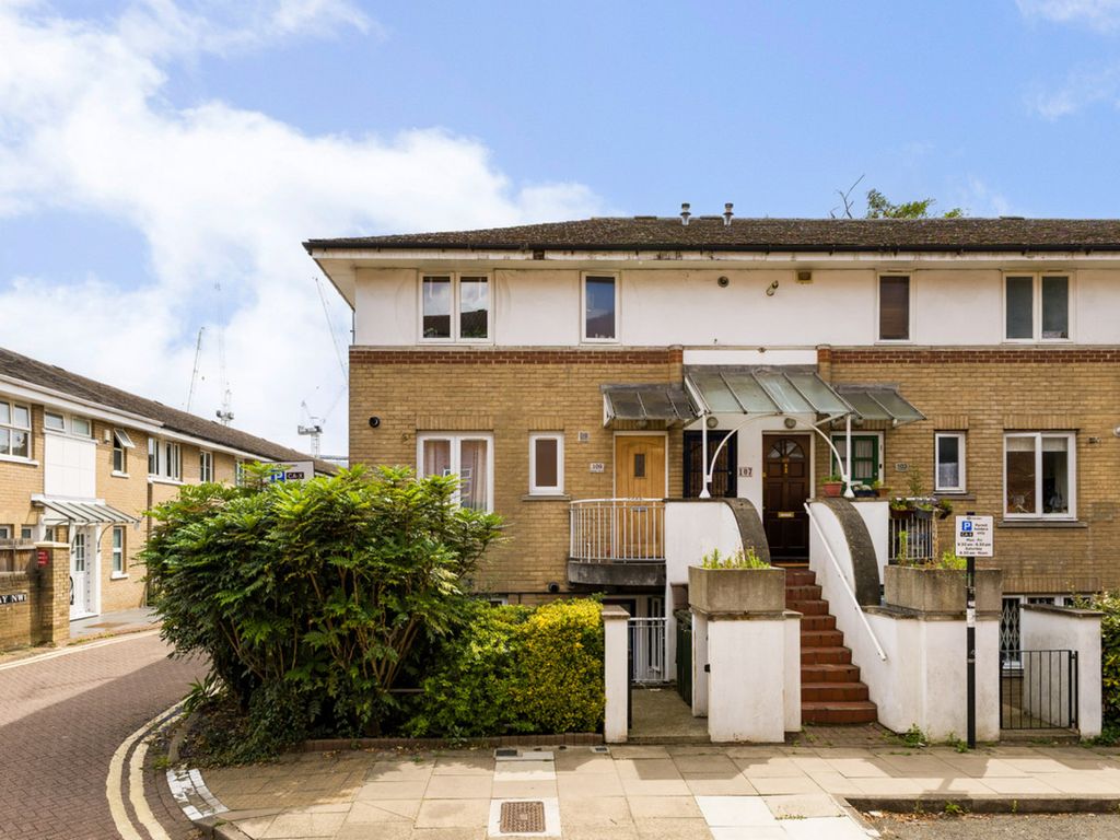 Property photo 3 of 16