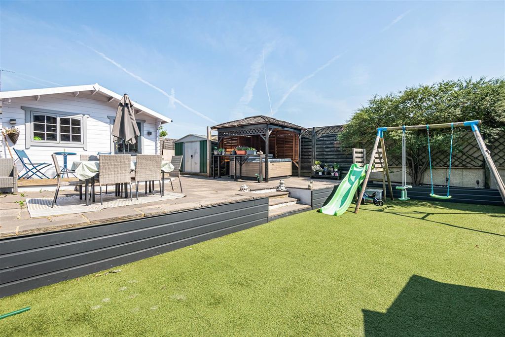 Property photo 3 of 38 3