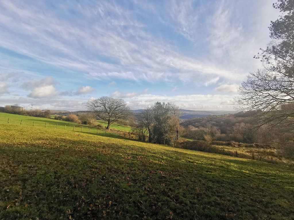 Property photo 2 of 19 Not Specified