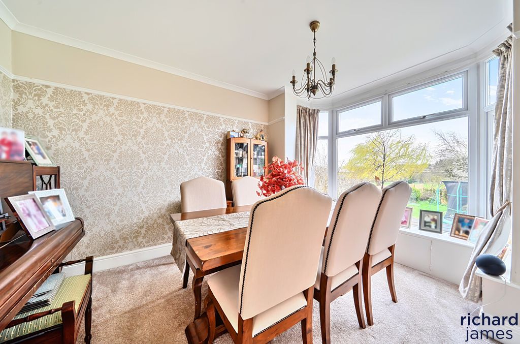 Property photo 3 of 12 2E2ce34Abc4A40829Bd7E08B2c1Ec65c