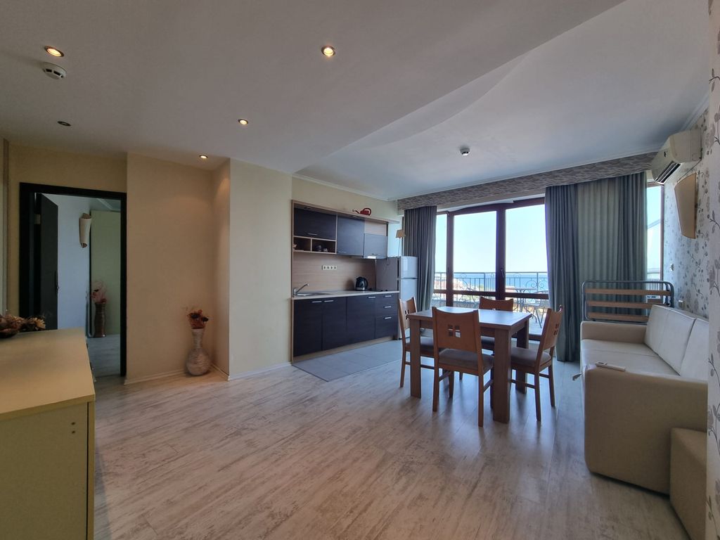 Property photo 3 of 69