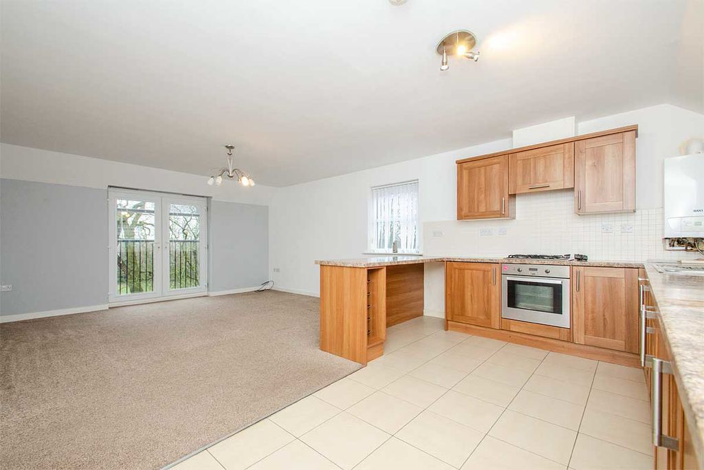 Property photo 2 of 17 Photo 11