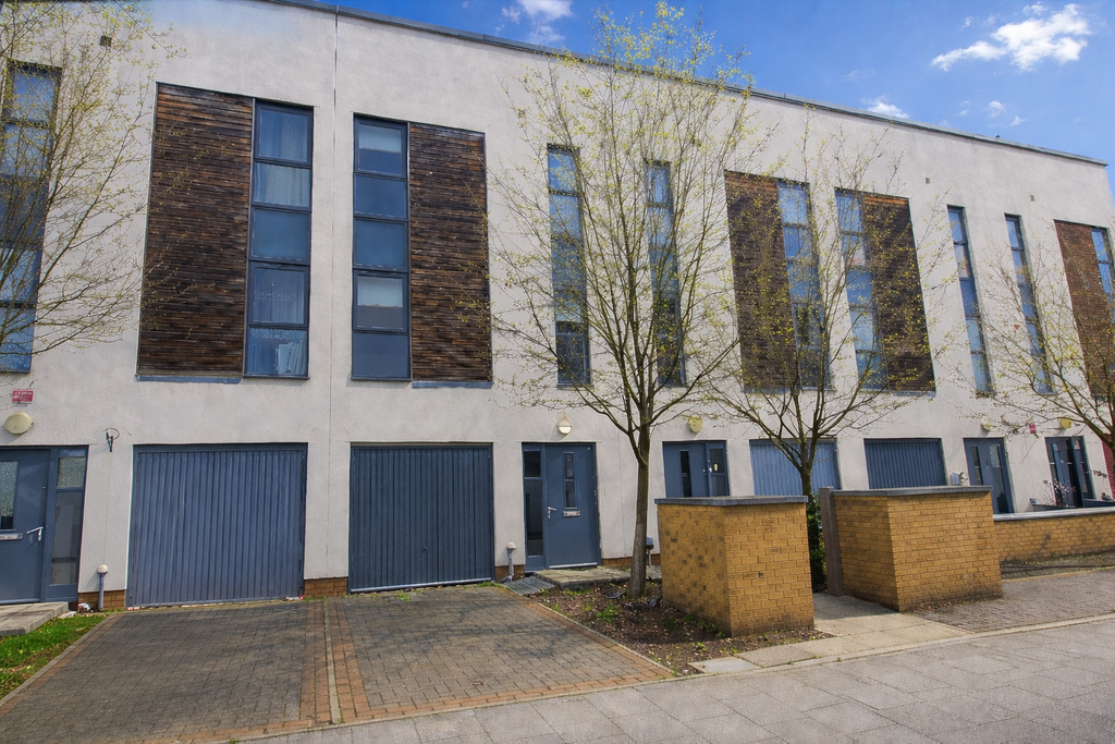 Property photo 1 of 20 Front