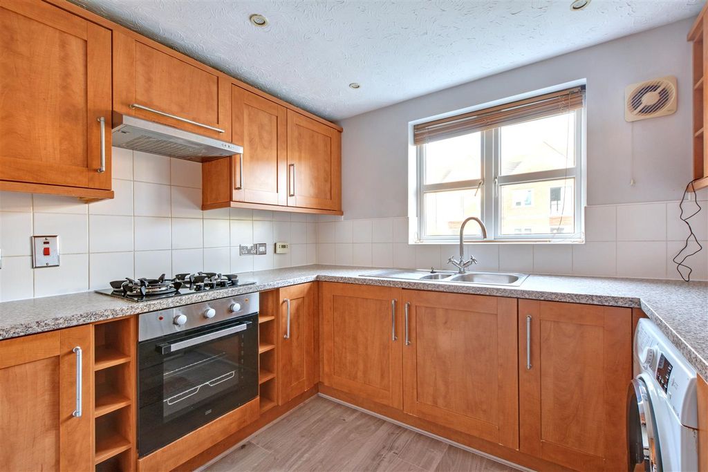 Property photo 2 of 21 Kitchen_2.Jpeg